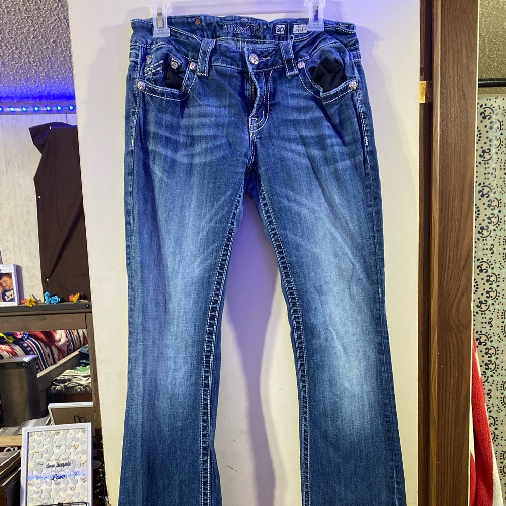 Women’s size 30 miss me jeans